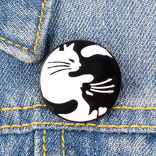 Load image into Gallery viewer, Hugging Yin Yang Cat Pins Jewellery
